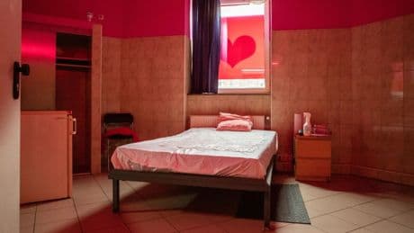 Wenn der eigene Mann Sex kauft: Erst dachte sie: „Das kann nicht sein“ – dann übergab sie sich