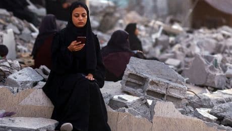 Guerre à Gaza : des cartes eSIM pour connecter les Gazaouis au reste du monde