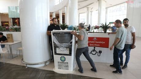 Diyarbakır'da engelli akülü araçları için yeni şarj istasyonu
