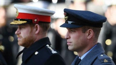 Re Carlo, le ultime volontà per il suo funerale: «Harry dovrà essere accanto a William». E Archie e Lilibet avranno un ruolo di primo piano