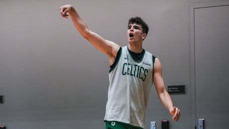 Hugo González, listo para su debut con los Celtics