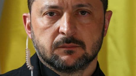 Guerre en Ukraine : Zelensky «ne croit pas» que la Russie respectera le cessez-le-feu de trois jours