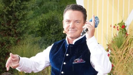 "Fit schaut er aus": Stefan Mross zeigt seine Muckis
