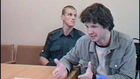 Bertrand Cantat, riaperte le indagini sul suicidio dell'ex moglie dopo la serie Netflix