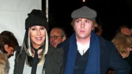 Elijah Blue Allman, hijo de Cher, hospitalizado por sobredosis