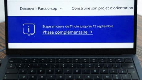 Faux diplômes, frais abusifs : ces pièges à éviter sur Parcoursup