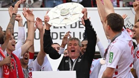 „Macht die Schatulle auf!“ Bleibt Funkel mit 71 Jahren Trainer in Köln?