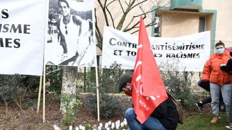 Arbre rendant hommage à Ilan Halimi abattu : «La Nation n’oubliera pas cet enfant de France mort parce que Juif», dit Macron