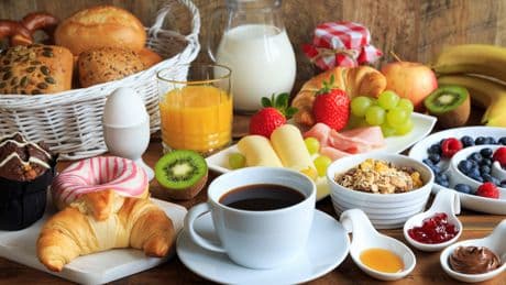 Frühstücks-Check: Wie gesund sind Haferflocken, Rührei & Co. wirklich?