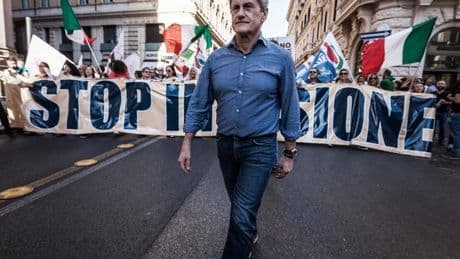 Les lettres d’Alemanno depuis la prison : l’ex-maire de Rome devenu porte-parole des détenus