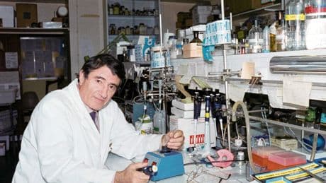 Étienne-Émile Baulieu (98), uitvinder van de abortuspil, overleden
