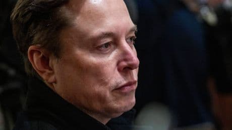 Tesla-Aktien-Boom: Elon Musk kauft Anteile und treibt Kurs in die Höhe