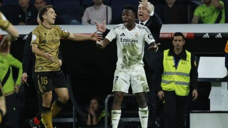 La emotiva despedida de Vinicius a Ancelotti