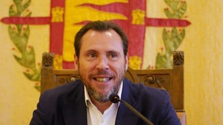Óscar Puente amenaza con volver a Valladolid: "Me pone cachondo"
