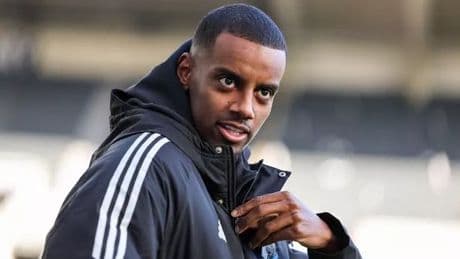 Alexander Isak: Liverpool respond to explosive statement as transfer ‘approved’
