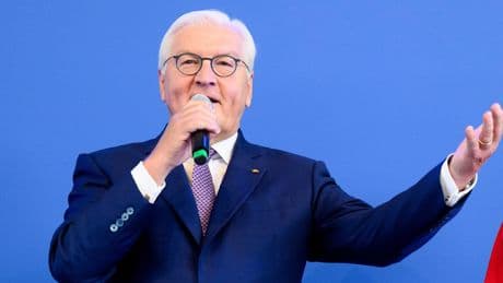 Warnung vor Kahlschlag - Steinmeier fordert Sozialstaat-Reform