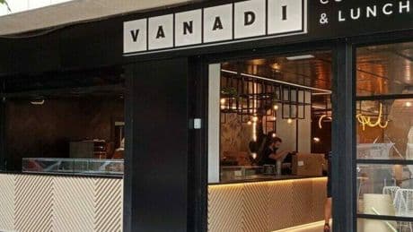 La cadena de cafeterías Vanadi Coffee convierte su negocio principal en la compra y custodia de bitcoin