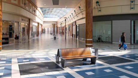 A La Riche, près de Tours, la fermeture de l’Intermarché risque de condamner le centre commercial