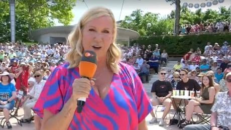 Nach Verlobungsknaller: Das sind Kiwis „Fernsehgarten“-Gäste am 29. Juni