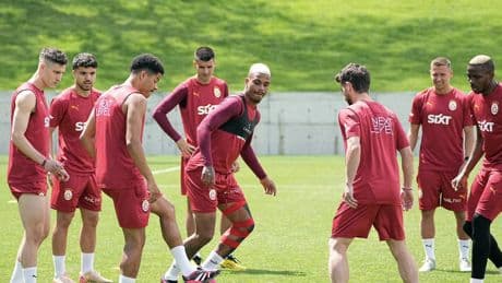 Galatasaray'ın Göztepe maçı kamp kadrosu açıklandı! Victor Osimhen listede yok