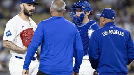 Letters to Sports: Why did the Dodgers keep their hands in pockets at trade deadline?