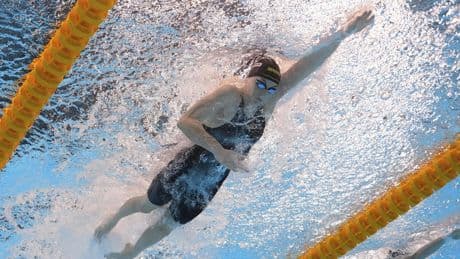 WK zwemmen: Steenbergen en Van Wijk door op 50 meter vrij, gemengde estafetteploeg met derde tijd naar finale
