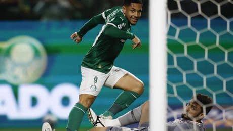 ¡Zarpazo de 'Tigriño' Vitor Roque en el último suspiro!