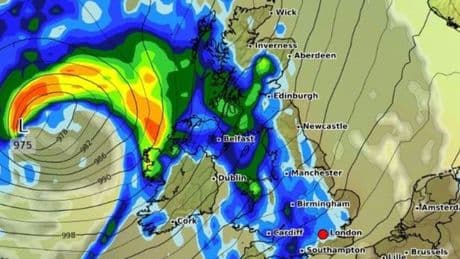 Exact date weather maps turn BLUE as UK drenched - see only areas to avoid rain