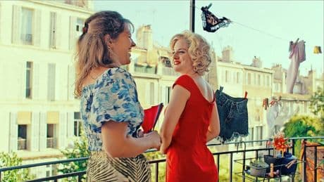 Der Balkon lädt zur Entblößung ein: Noémie Merlants Kinofilm „Balconettes“