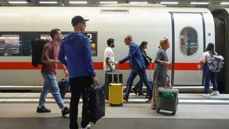 Deutsche Bahn: Gesucht: Neuer Bahnchef. Vielleicht eine Mischung aus Carsten Spohr und dem Ex-Chef der ÖBB?