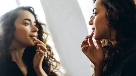 Kribbelnde Bläschen? - Herpes! Das hilft wirklich bei einem Ausbruch