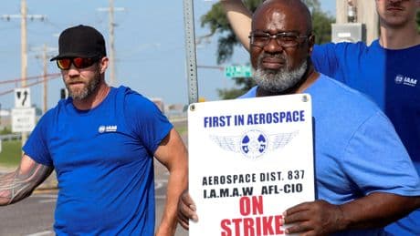 Boeing Plans to Hire Replacements for Striking Workers