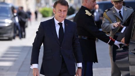 Guerre en Ukraine : Emmanuel Macron appelle à un plan américano-européen pour un cessez-le-feu, avec menace de «sanctions massives»