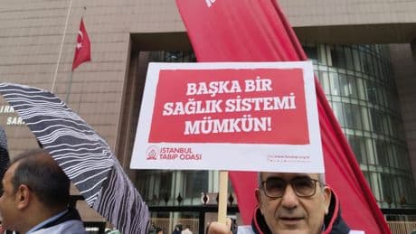 AKP’nin sağlık alanına ilişkin yasa teklifi: “Teklifte sağlık emekçilerinin talepleri yok”
