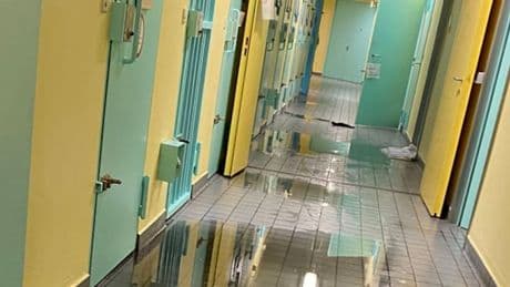 „Uns schimmeln die Dienststellen unter dem Hintern weg“ – Polizeigewerkschaft schlägt Alarm