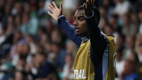Liverpool sent Alexander Isak reality check as Sweden boss says 'it's a risk to play him'