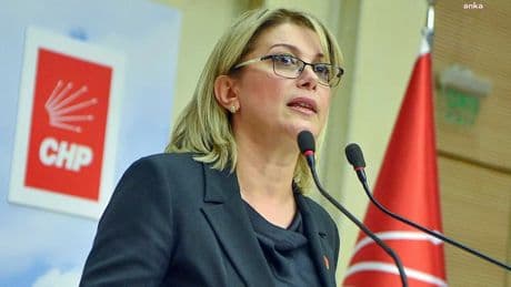 CHP'li Asu Kaya'dan 'Komşu Anne' projesine tepki: 'İktidar çocukların yetiştirilmesini komşulara devretmek istiyor'