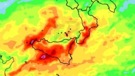 Maltempo Sicilia, allerta temporali con grandine e vento forte: scuole chiuse e treni sospesi. L'elenco dei Comuni e delle tratte