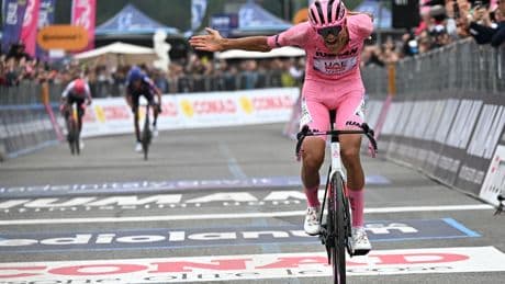 Del Toro da un hachazo en el Mortirolo y afianza su liderato en el Giro de Italia