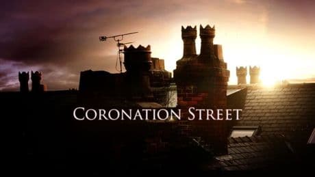 Coronation Street star sparks concern as they suffer with ‘mad pain’ after hospital dash