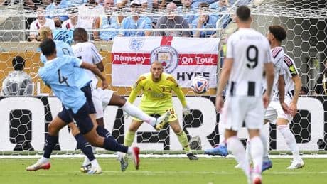 <p>Crollo Juve, strapotere City: esame di realt&agrave; e mercato. Ma il Mondiale inizia ora</p>