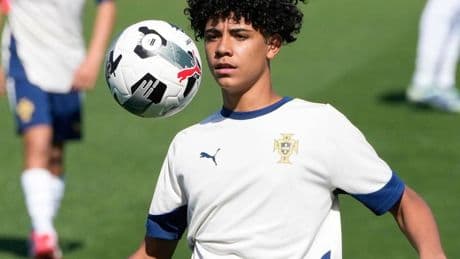 „Sehr stolz“: Ronaldos Sohn feiert U15-Debüt für Portugal