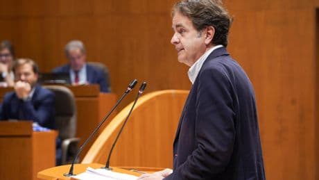 El Gobierno de Azcón asume que no habrá presupuestos: “Los aprobaríamos un 10 de agosto y ya nos fastidiamos un San Lorenzo”
