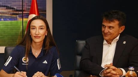 Fenerbahçe Medicana, Hande Baladın ve Helin Kayıkçı ile sözleşme imzaladı