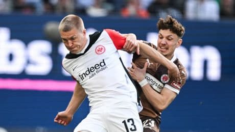 Zittern um St.-Pauli-Star - Kehrt Treu nach Freiburg zurück?
