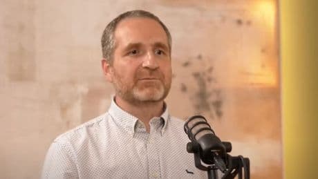 Víctor Resco, científico ambiental:  "Es más peligroso ir a un hospital que a una central nuclear"