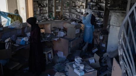 Israel Strikes Hospital in Northern Gaza and Captures Key Part of South