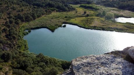 La ruta de senderismo de Albacete para descubrir una espectacular laguna de agua cristalina
