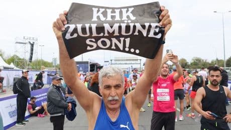 İstanbul Maratonu’nda KHK eylemi: "KHK zulmüne son"