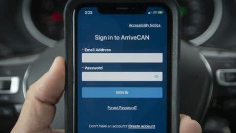 Feds awarded ArriveCan firm nearly $100 million in contracts, despite issues: AG report